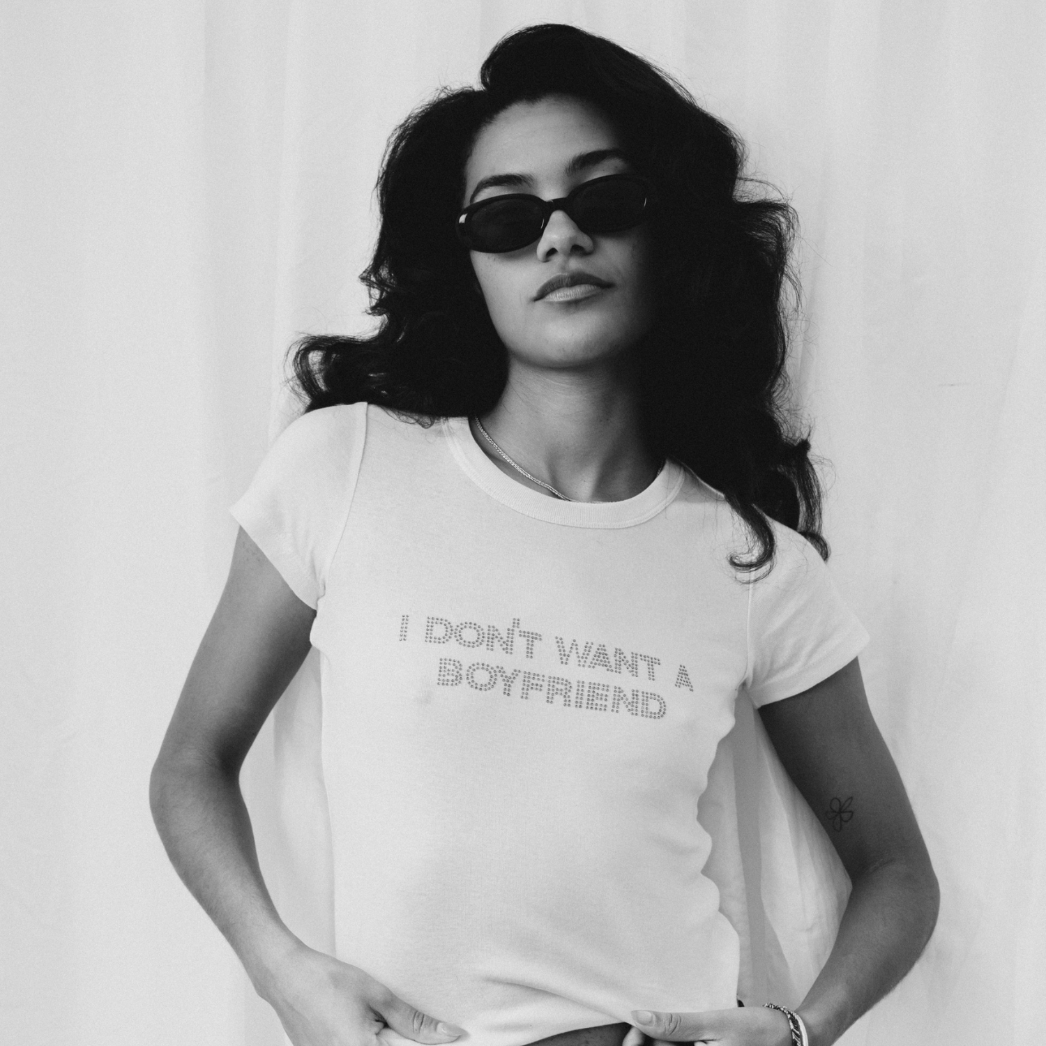 Olivia Dean - I Don't Want A Boyfriend Gem Baby Tee.