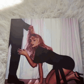 Sabrina Carpenter - Man's Best Friend D2C Luxe Packaging LP